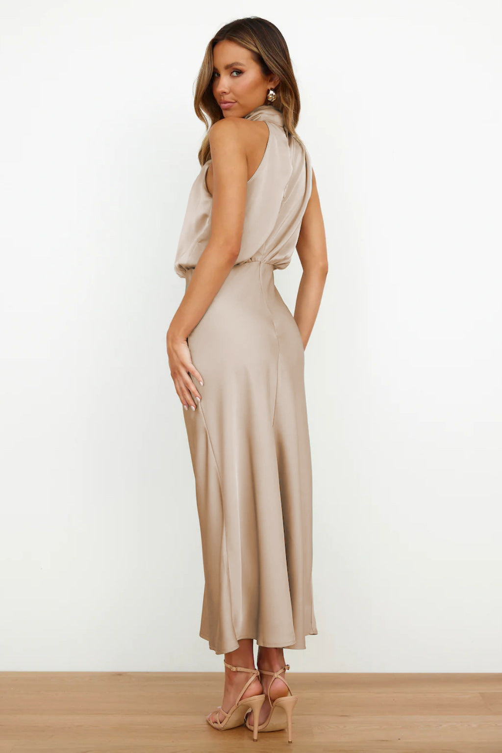 LUISA | HALTER-NECK DRESS