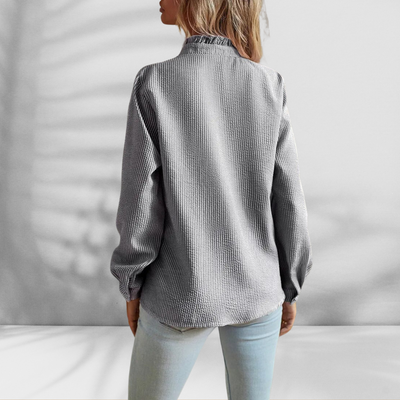 ROMEE | LIGHT BLOUSE WITH RUFFLE DETAILS