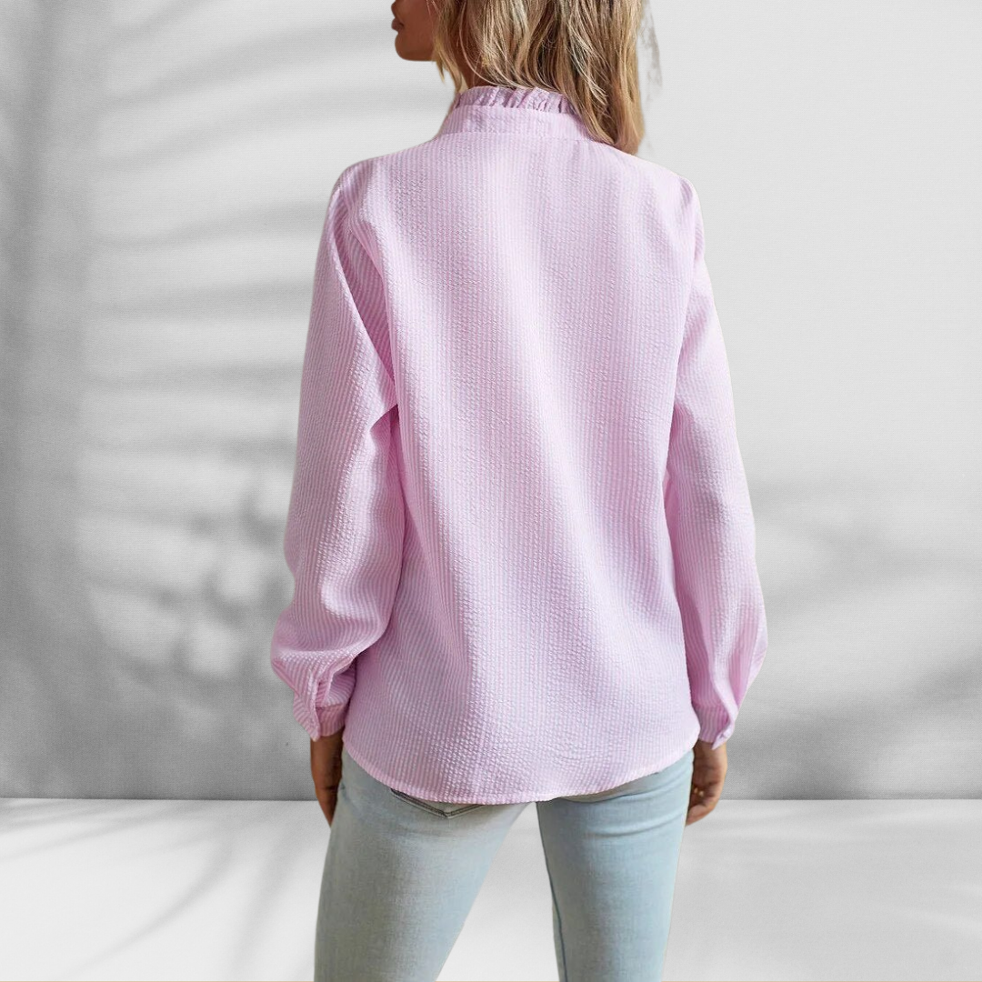 ROMEE | LIGHT BLOUSE WITH RUFFLE DETAILS