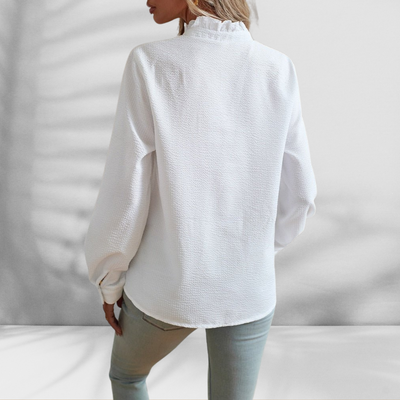 ROMEE | LIGHT BLOUSE WITH RUFFLE DETAILS