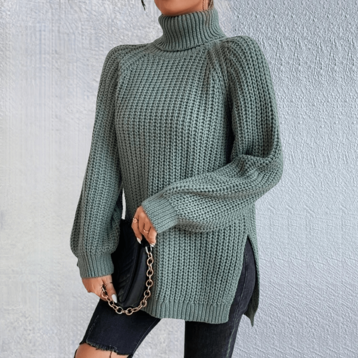 INÈS LAVINGE | STYLISH GREEN TURTLENECK SWEATER